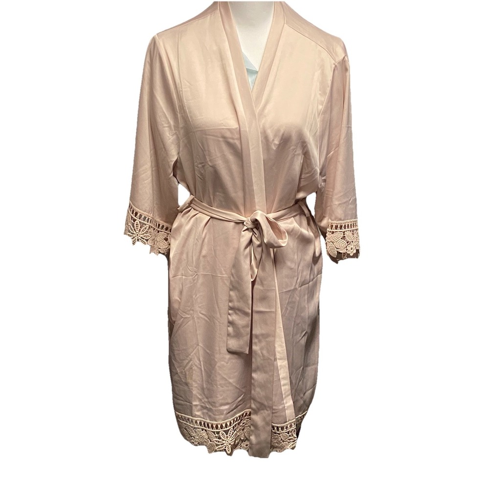 Le Rose Lauren Lace-Satin Pink Robe Size Medium Bridesmaids Bridal Wedding - Picture 1 of 8